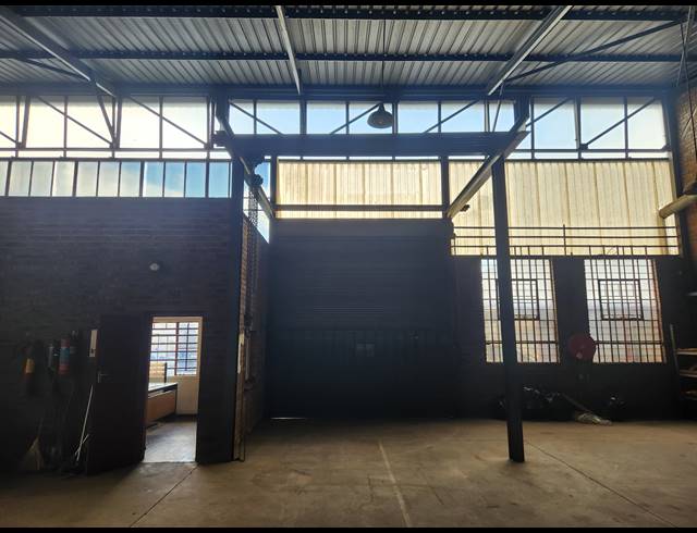 600M² WAREHOUSE TO LET IN DELVILLE